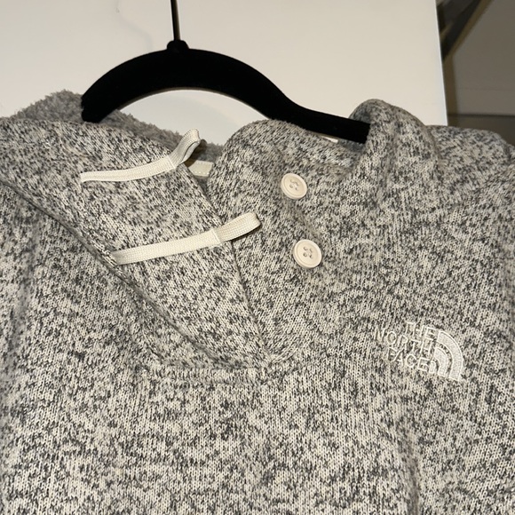 North face fleece hoodie - Picture 3 of 6